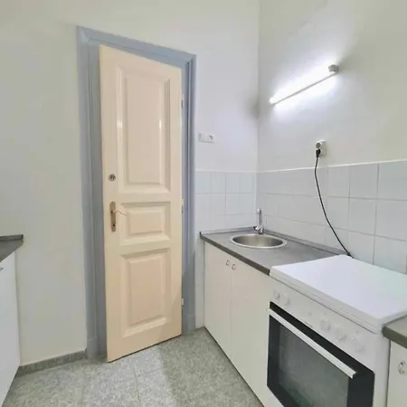 E13 - Close To New York Palace Apartment Budapest