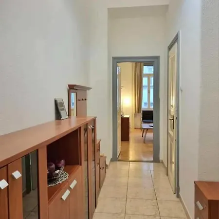 Apartment E13 - Close To New York Palace Budapest