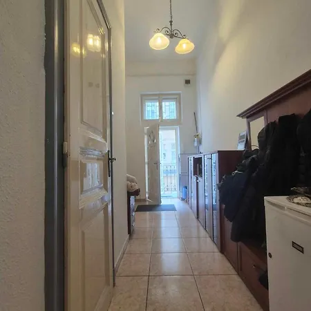 Apartment E13 - Close To New York Palace Budapest