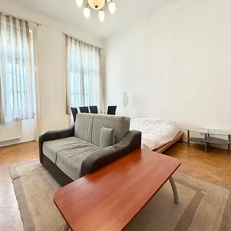 Appartamento E13 - Close To New York Palace Budapest